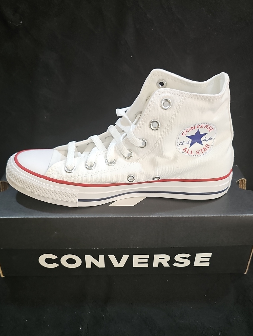 *Brand New* Converse Chuck Taylor High Tops